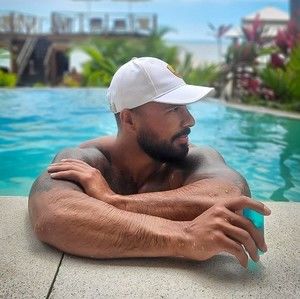 Meet your Posher, Ricardo